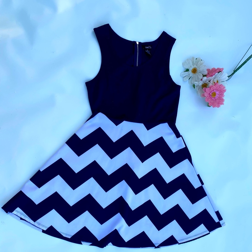 COPY - Blue chevron dress